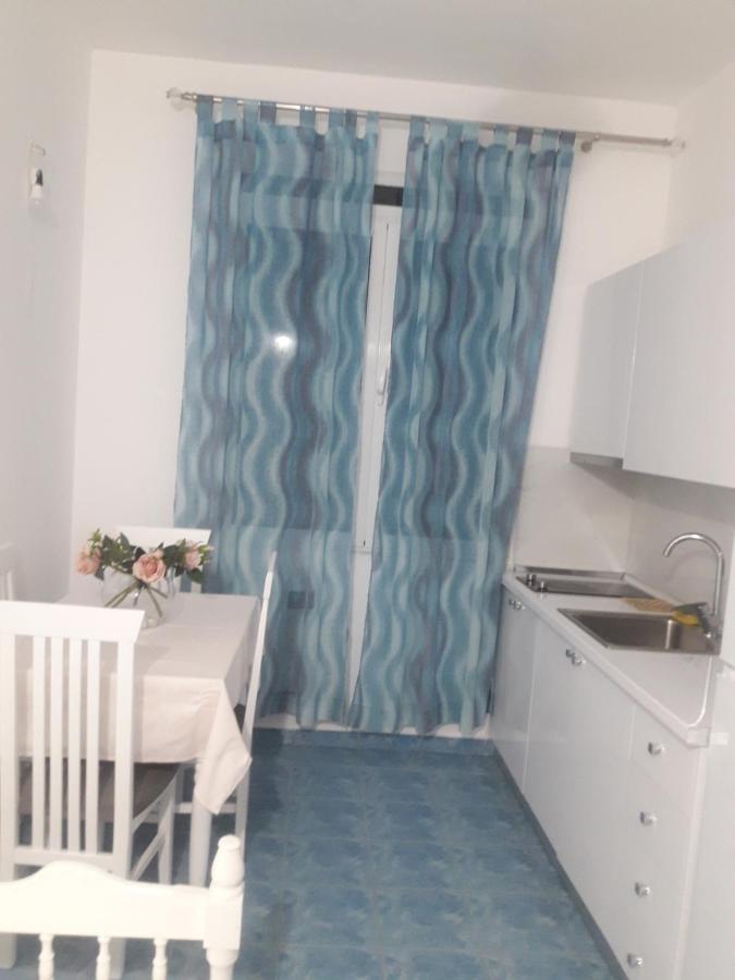 Juriki Apartament Vlorë Eksteriør billede